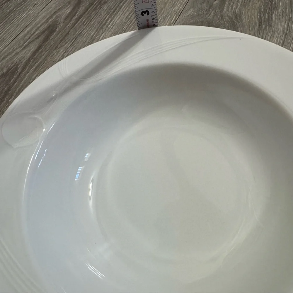 Vintage Mikasa White Classic Fair Dinnerware Large Bowl Embossed Calla Lilies‎